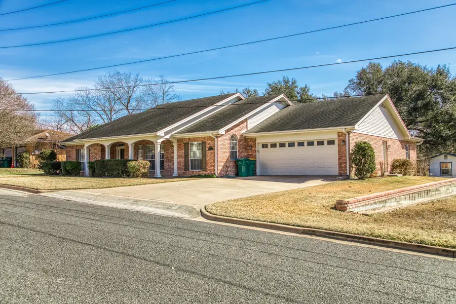 159 Charles Street, La Grange, TX 78945 - #2