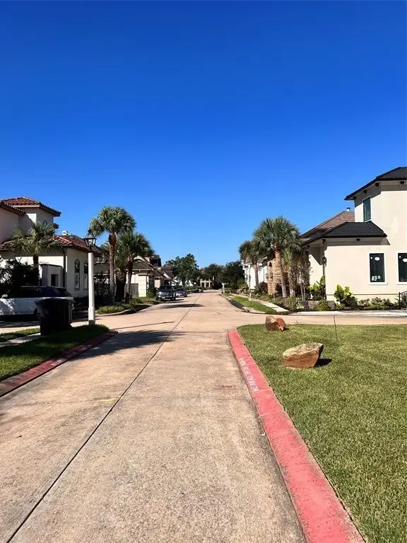 716 Harborside Way, Kemah, TX 77565 - #3