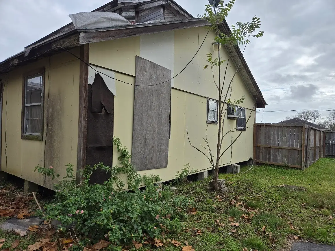 6912 Carver Avenue, Texas City, TX 77591 - #1