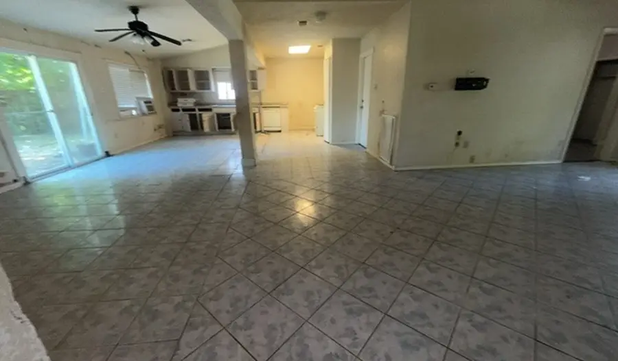 5419 Shirley Street, Baytown, TX 77521 - #3