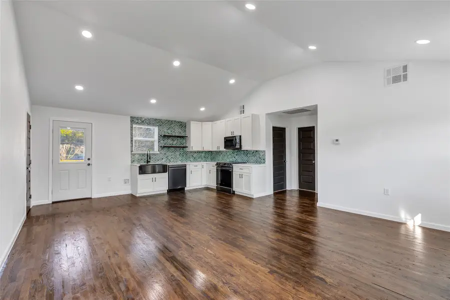 180 County Road 645, Kenefick, TX 77535 - Image #3