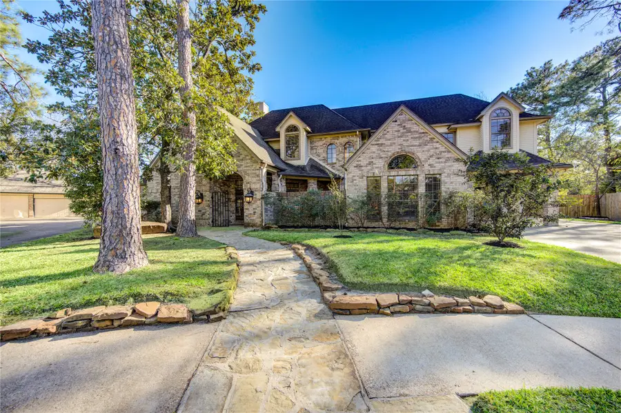 2203 Meadow Gardens Drive, Houston, TX 77062 - Image #2