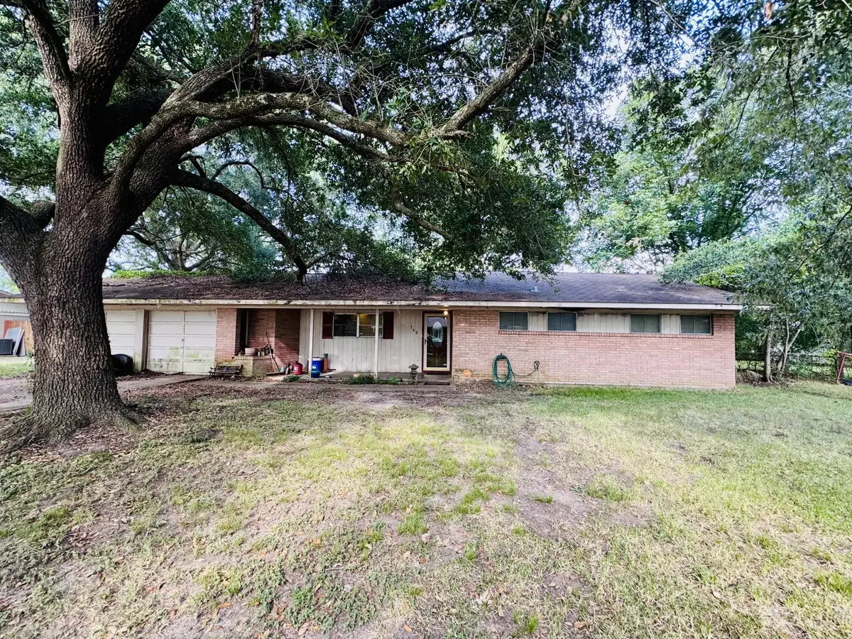 140 East Street, Liberty, TX 77575 - #1