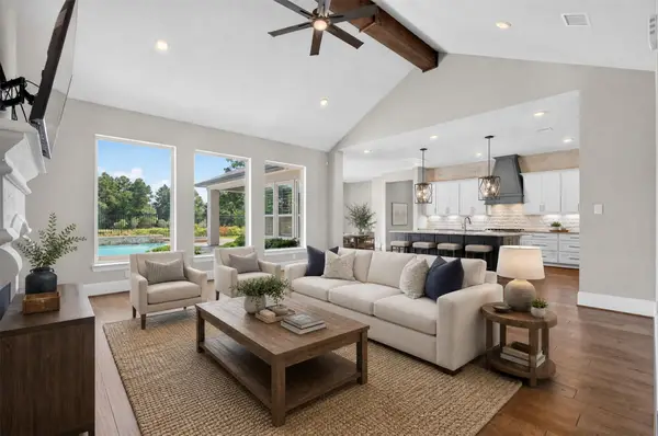 31424 Creekside Oaks Lane, Spring, TX 77386