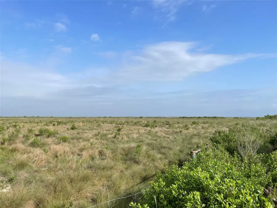 0 Harbor Dr, Hitchcock, TX 77563 - #2