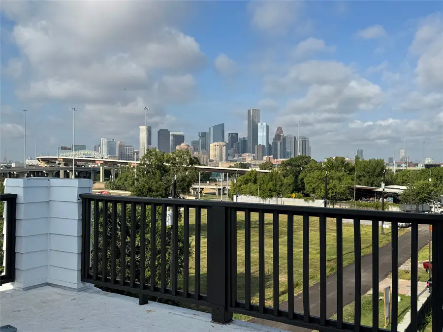 2731 Providence Street, Houston, TX 77020 - #3