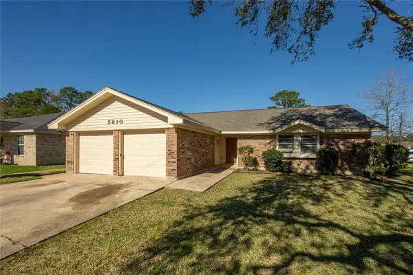 5810 Meadowview Road, Beaumont, TX 77708