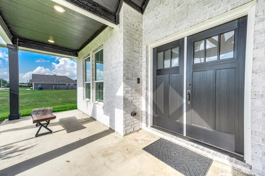 800 Greystone Lane, Angleton, TX 77515 - #3