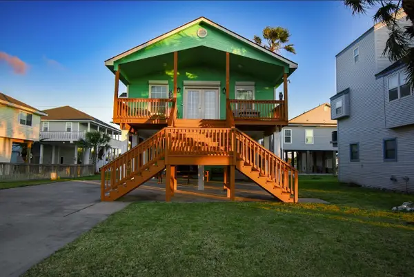 13714 Pirates Beach Boulevard, Galveston, TX 77554