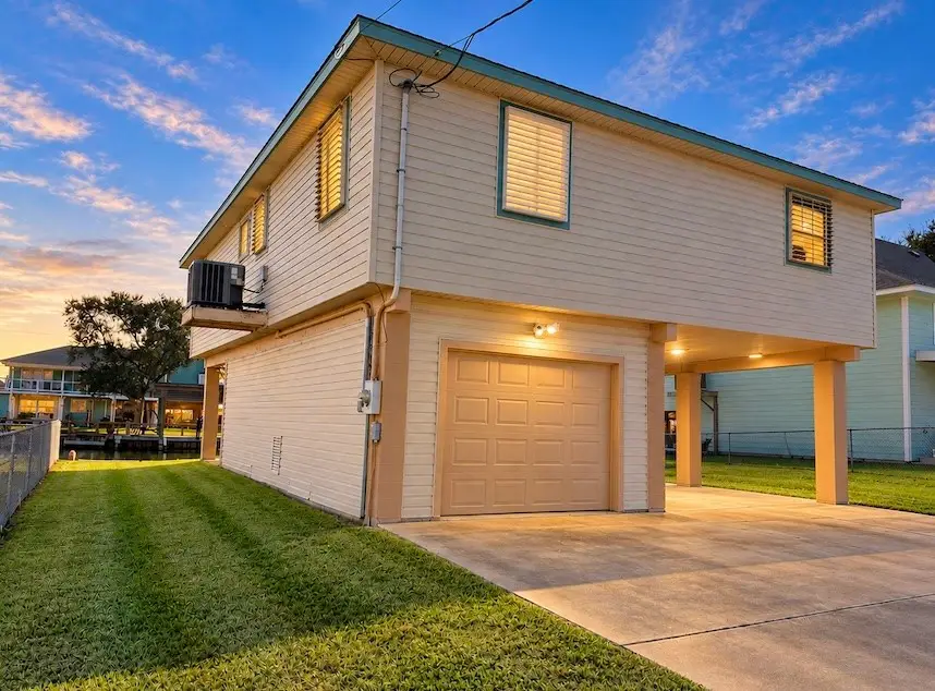257 Barracuda Street, Bayou Vista, TX 77563 - #1