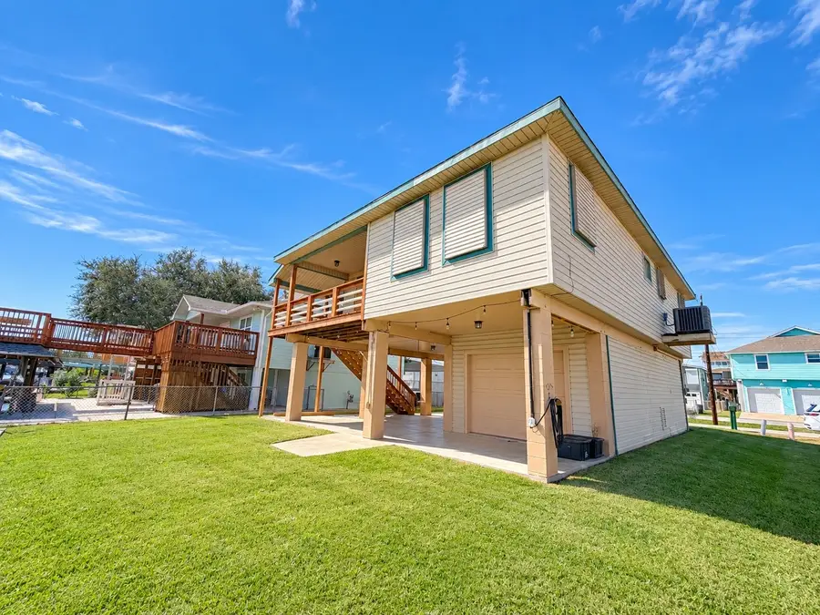 257 Barracuda Street, Bayou Vista, TX 77563 - #3