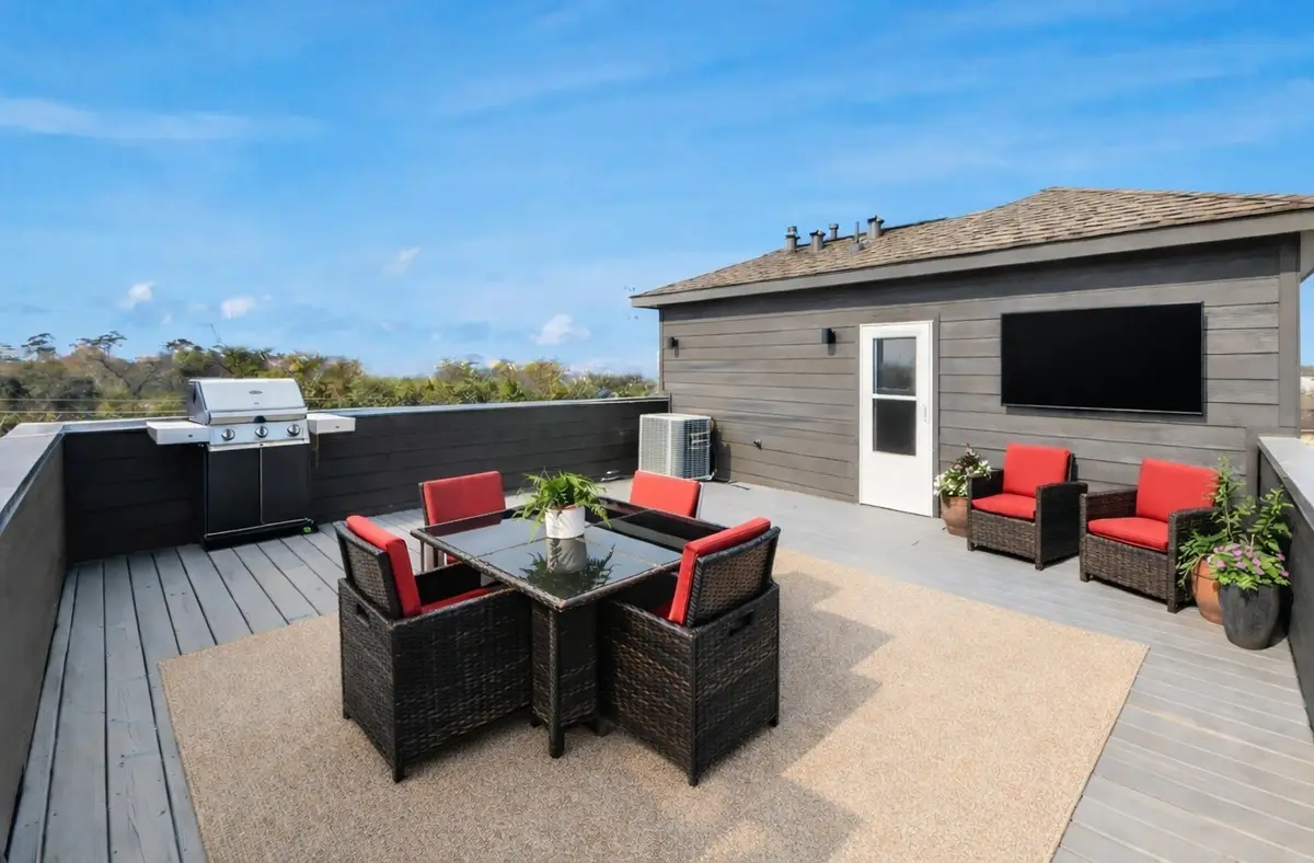 1628 W 24th Street, Houston, TX 77008 - Image #1