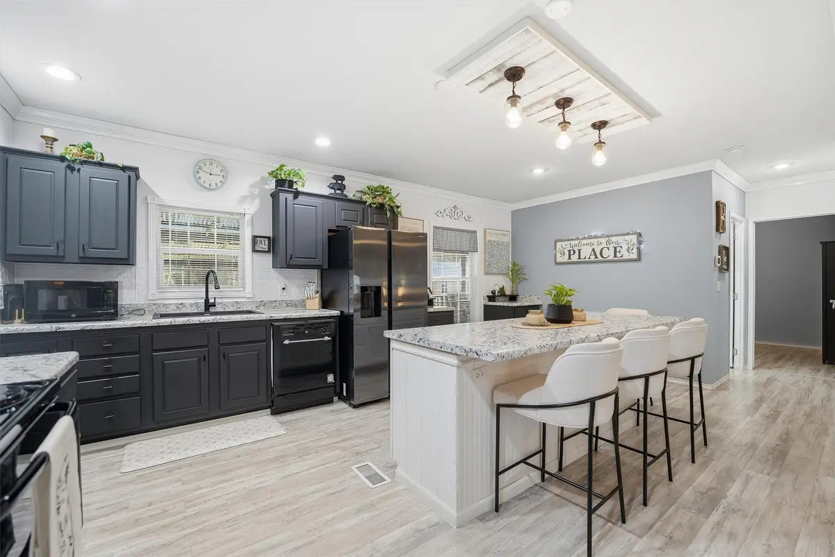 395 County Road 3891 S, Cleveland, TX 77328 - Image #1