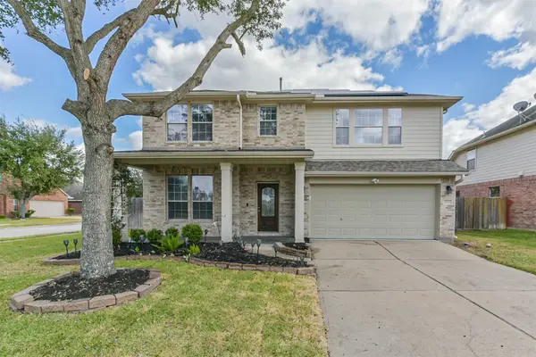 2601 Hewn Rock Way, Pearland, TX 77584