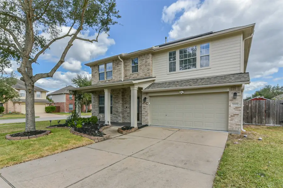 2601 Hewn Rock Way, Pearland, TX 77584 - Image #2