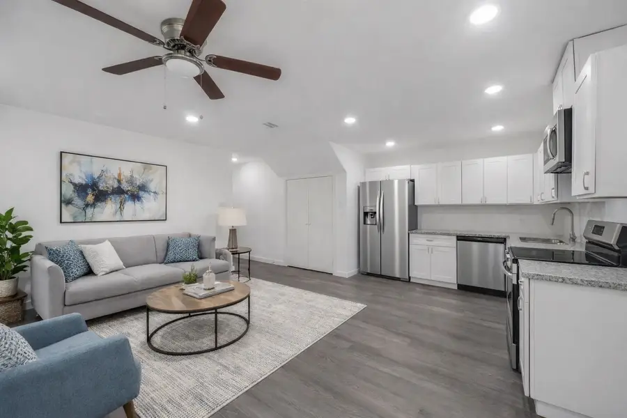 8639 Peachtree St Street, Houston, TX 77016 - #2