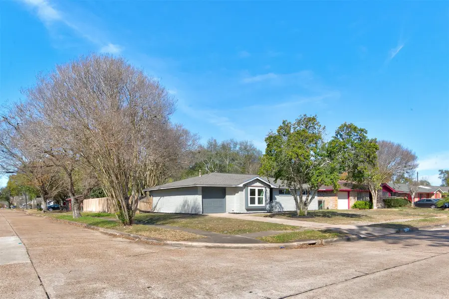 5774 Greencraig Drive, Houston, TX 77035 - Image #2