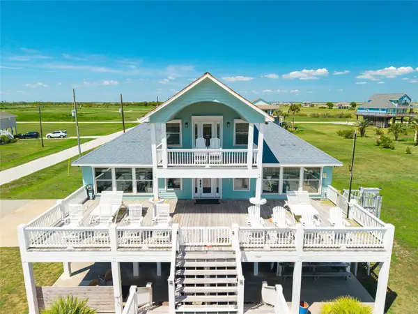 804 Sombrero Drive, Crystal Beach, TX 77650