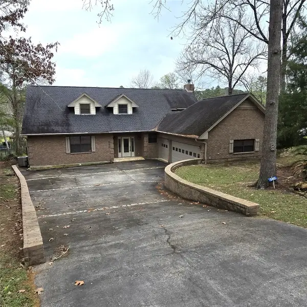 560 Lake Grove Drive, Coldspring, TX 77331