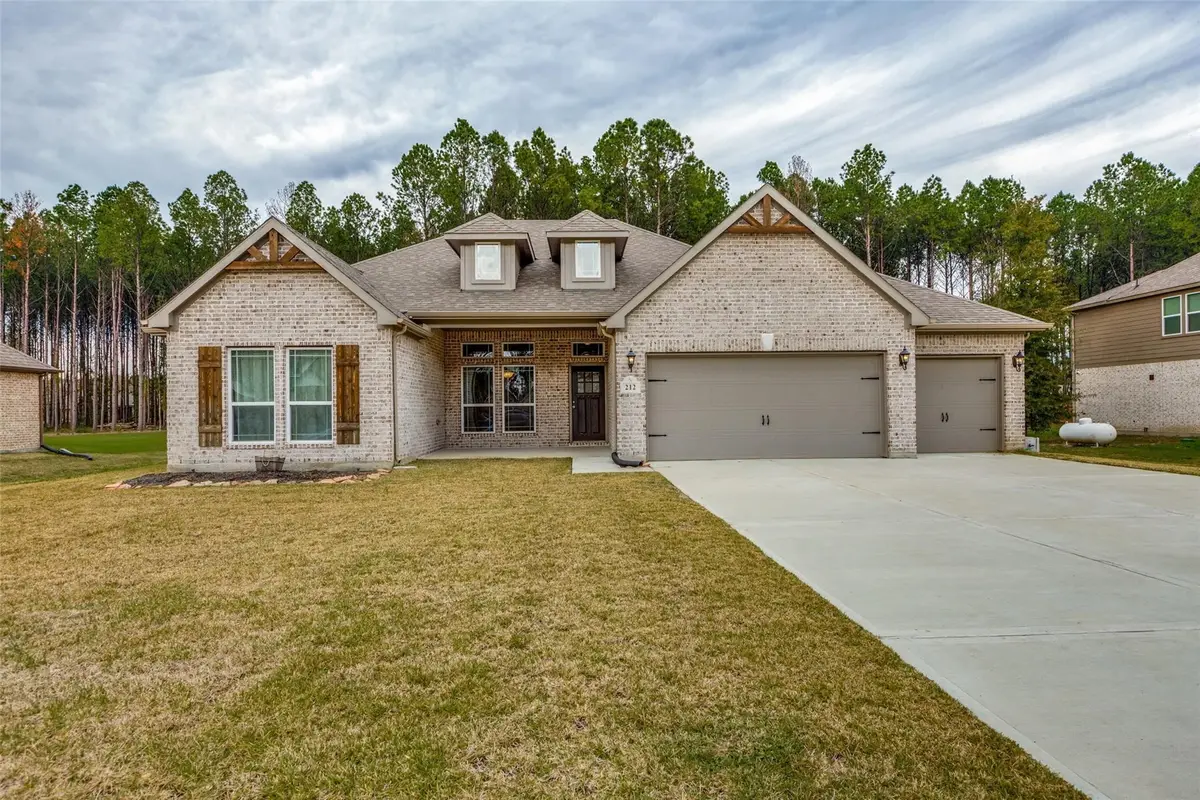 212 Road 6613, Dayton, TX 77535 - #1