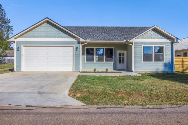 610 E Englewood Street, Franklin, TX 77856