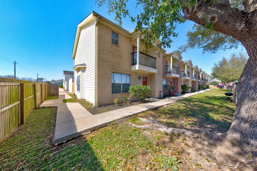 2731 Vienna Place, Pasadena, TX 77502 - #3