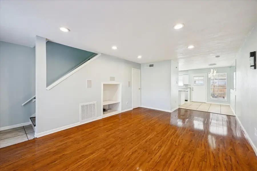 1900 Bay Area Boulevard #110, Houston, TX 77058 - Image #3