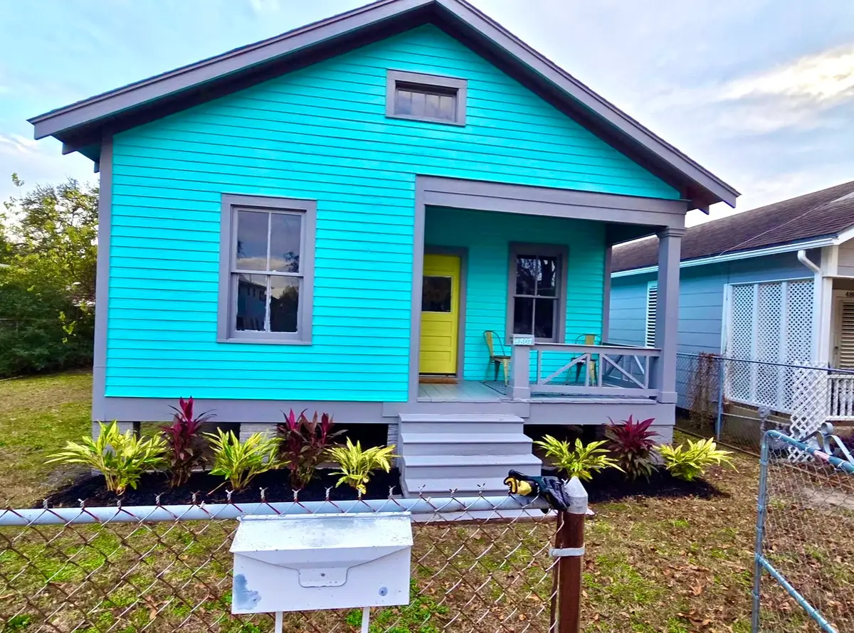 4807 Avenue P 1/2, Galveston, TX 77551 - #1