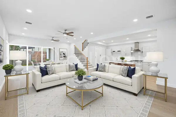 11611 Royal Parkside Place, Houston, TX 77082