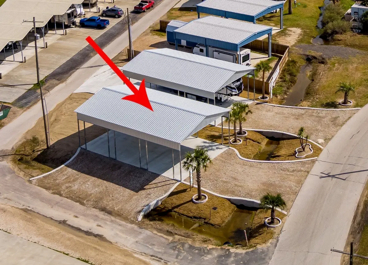 1067 Fisherman Drive N, Crystal Beach, TX 77650 - #1