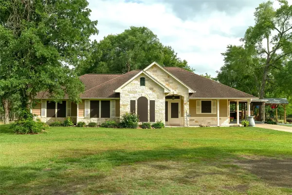 87 Coonville Road, Huntsville, TX 77320
