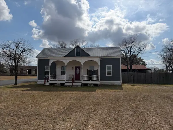1094 N Von Minden Street, La Grange, TX 78945