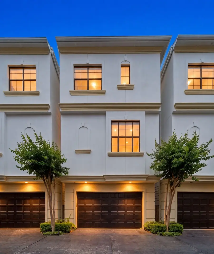 911 W Drew Street, Houston, TX 77006 - #2