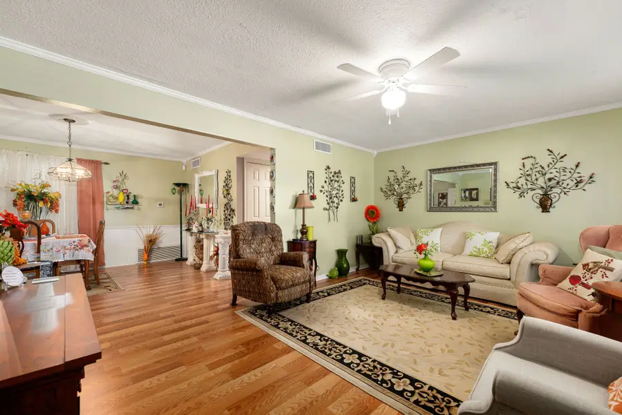 1811 Myrtle Street, Liberty, TX 77575 - Image #3