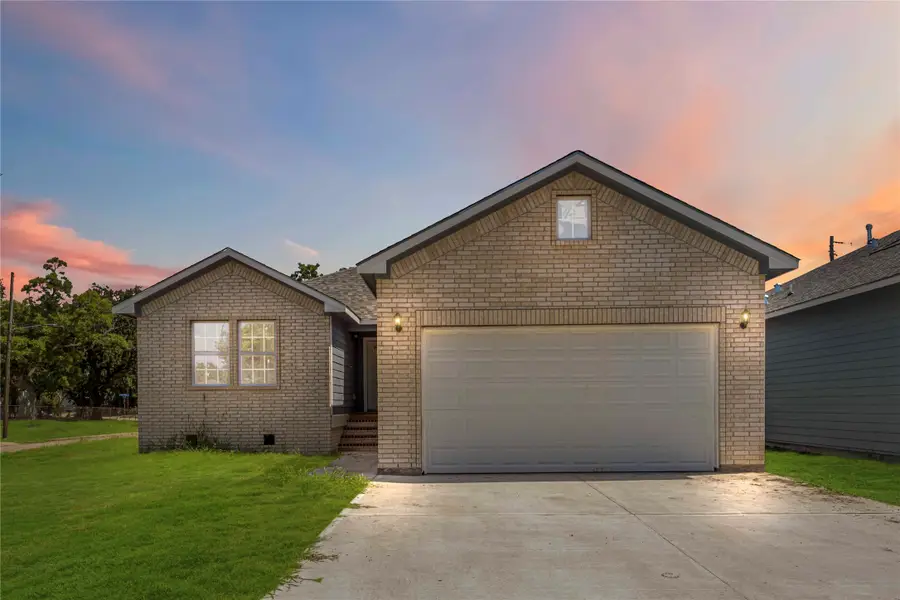 3201 Nebraska Street, Baytown, TX 77520 - #2