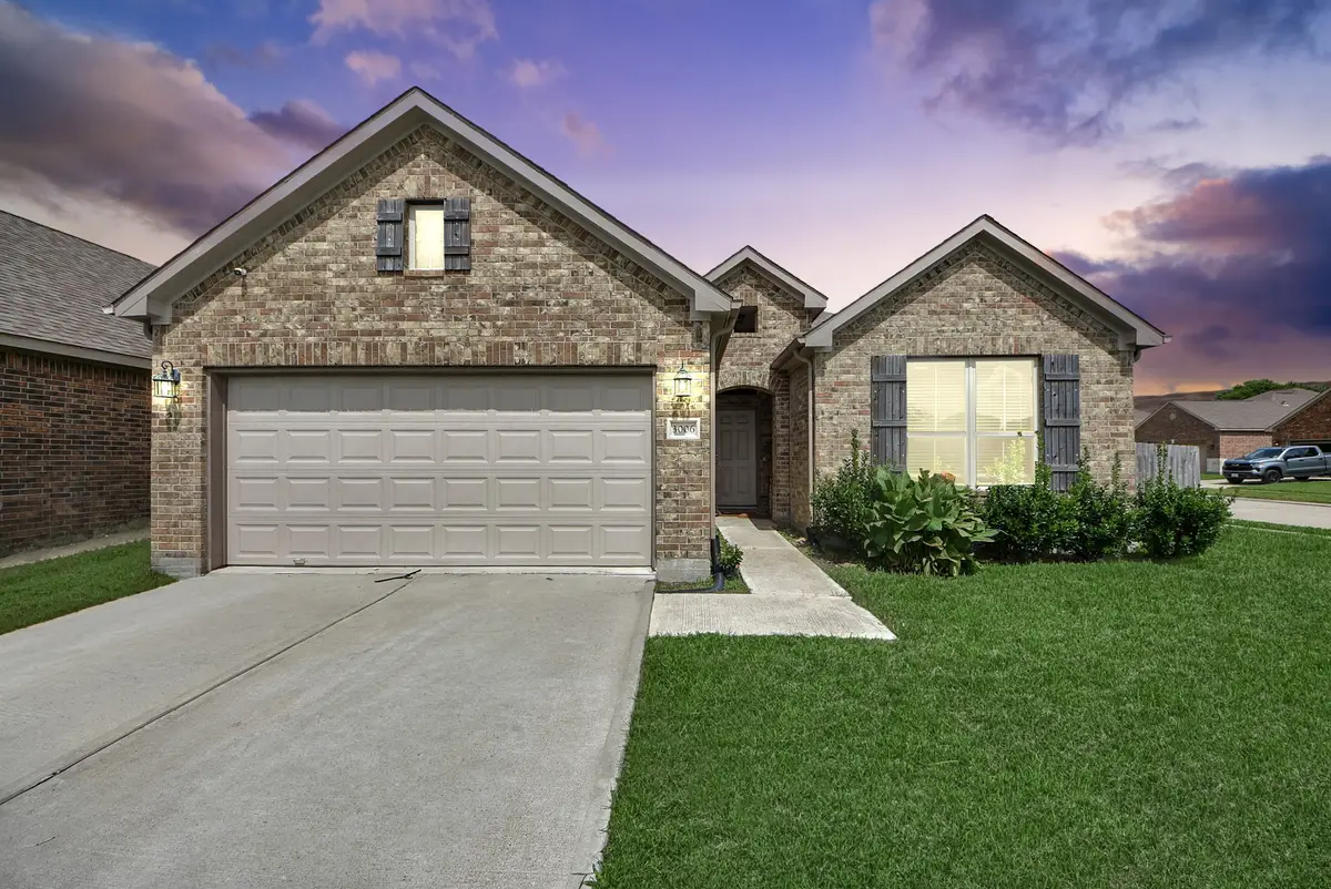3006 Royal Albatross Drive, Texas City, TX 77590 - #1
