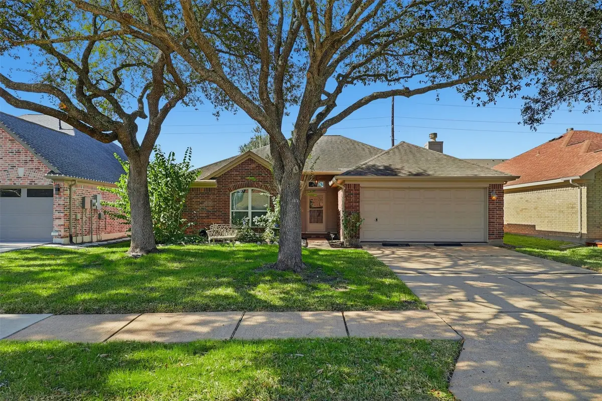 6806 Oakleaf Trail Lane, Richmond, TX 77407 - Image #1