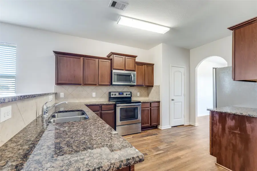 502 Douro Drive, Crosby, TX 77532 - Image #2