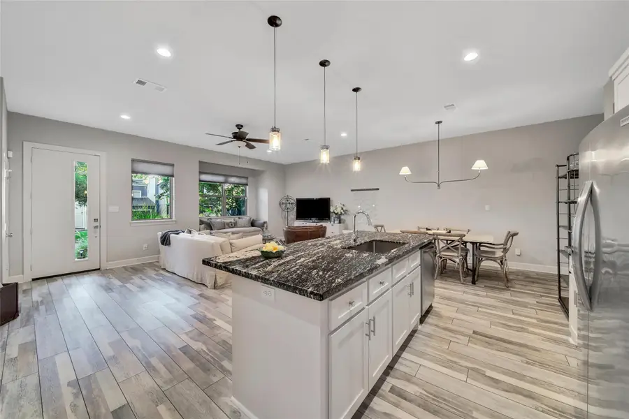 3202 Poe Drive, Montgomery, TX 77356 - Image #3