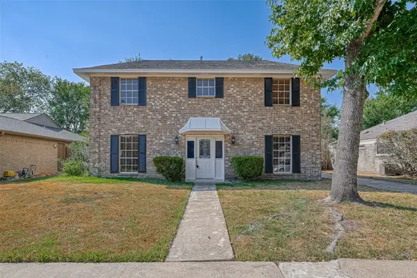 16014 Stonehaven, Houston, TX 77059