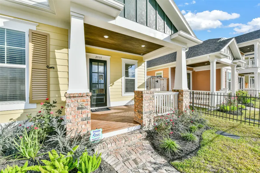 2515 S Houston Avenue, Pearland, TX 77581 - Image #3