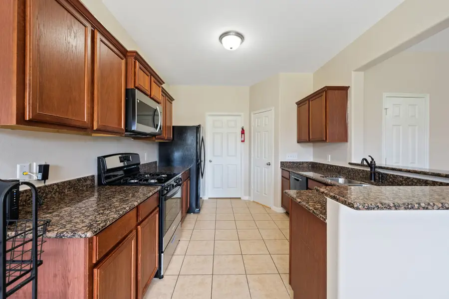 803 Marigold Road, Baytown, TX 77521 - Image #3