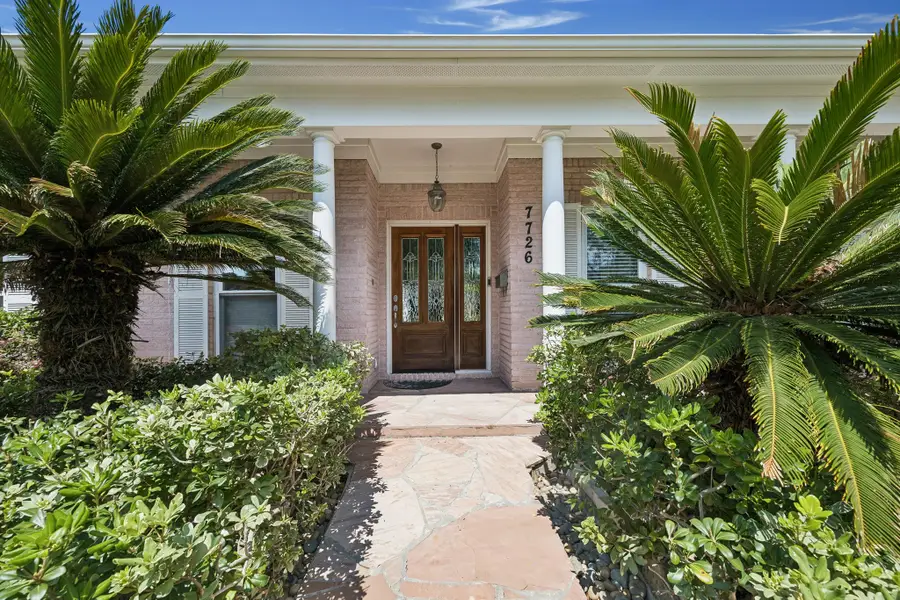 7726 Meadowvale Drive, Houston, TX 77063 - #2