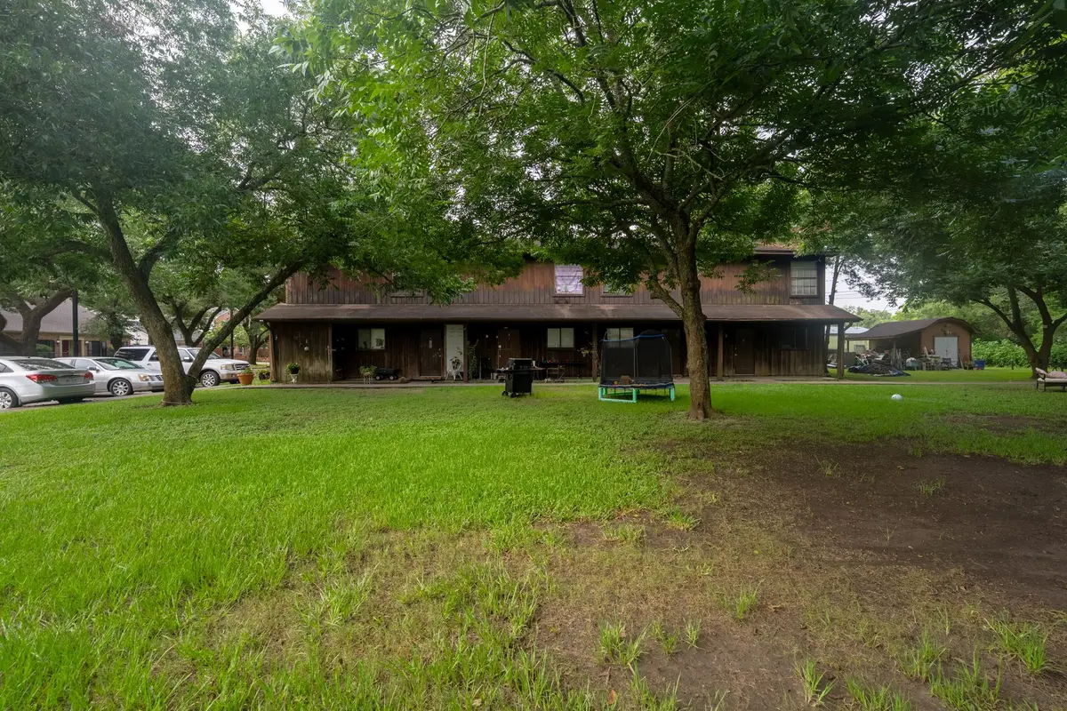 2308 Avenue L, Bay City, TX 77414 - #1