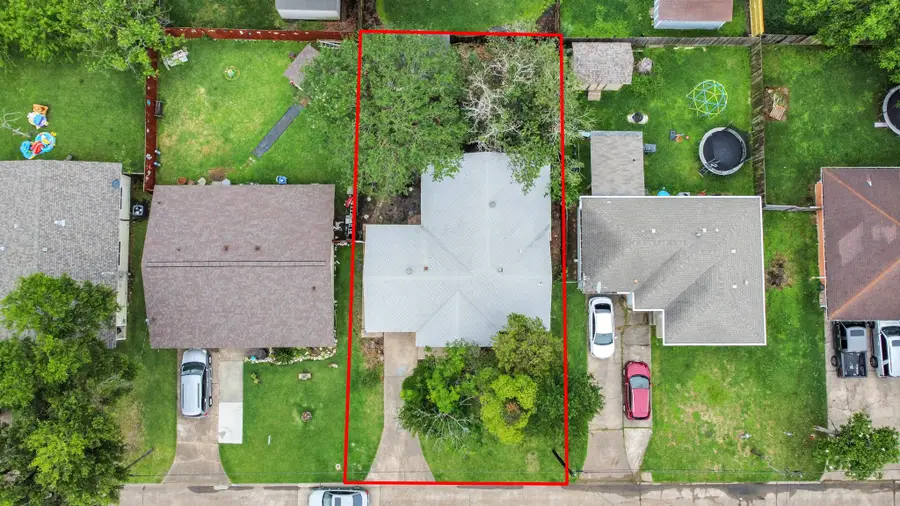 833 Dutch Street, Deer Park, TX 77536 - Image #2