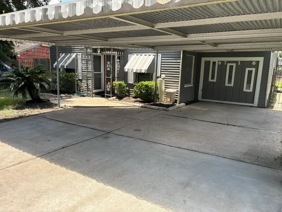 6716 Saint Augustine, Houston, TX 77021 - #3