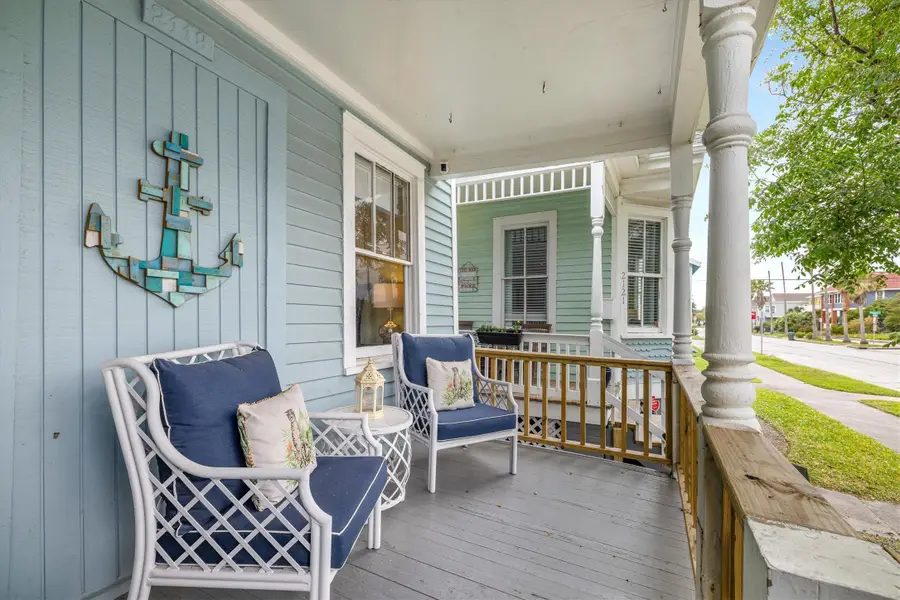 2119 Avenue P, Galveston, TX 77550 - #3