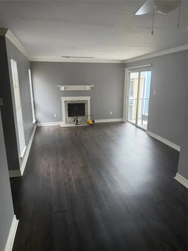 18515 Egret Bay Boulevard #906, Webster, TX 77058