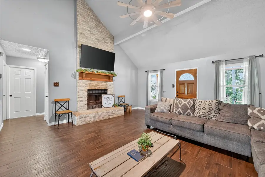 2103 Diane Street, Pinehurst, TX 77362 - #3