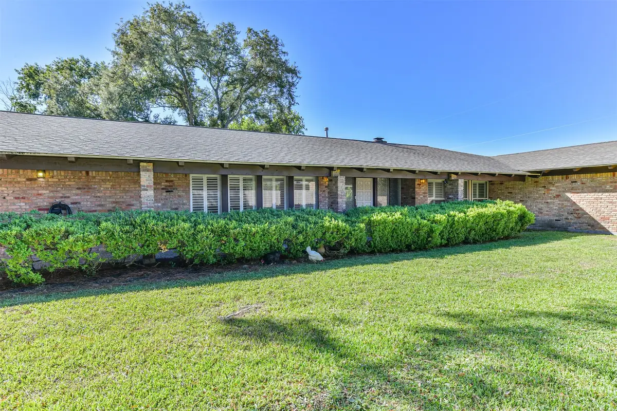 312 S 15th Street, La Porte, TX 77571 - #1